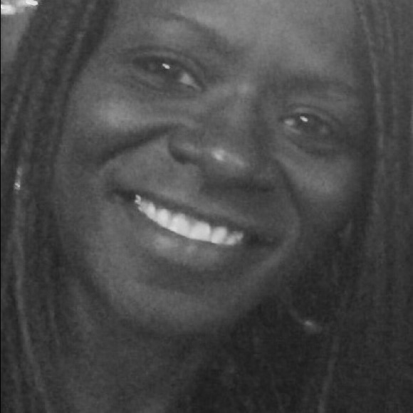 Meet your Posher, Pamela - Picture 5 of 5